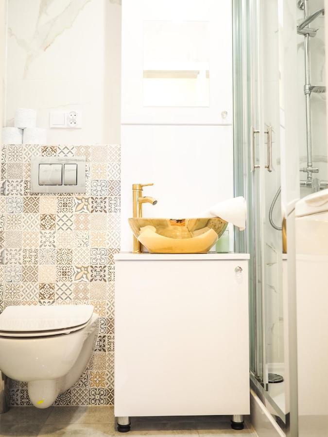Apartel Krolikarnia Warsaw Luaran gambar